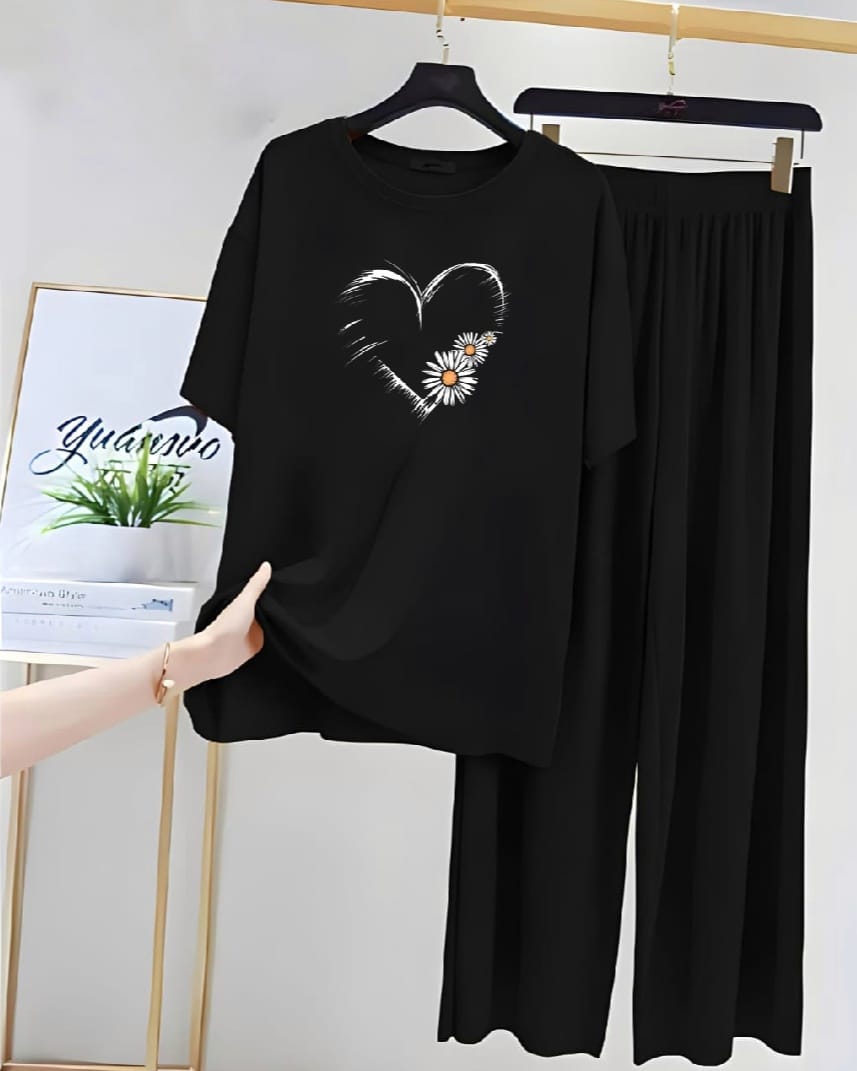 White Heart Printed and Pajama Night Suit