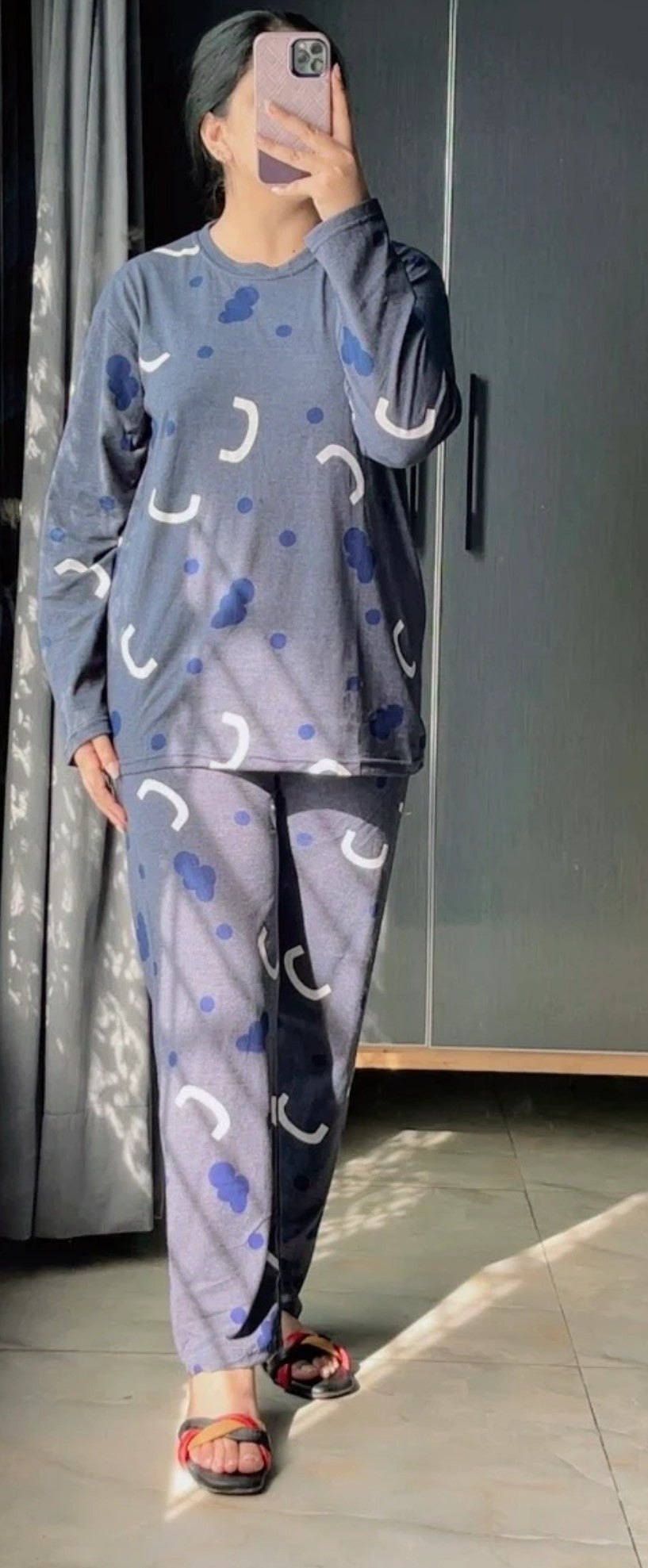 Pattern Printed Woman Night suite